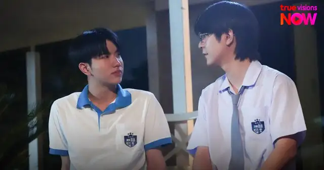 นักแสดงนำจากซีรีส์ WEIRDO-101 แรงโน้มถ่วงระหว่างเรา