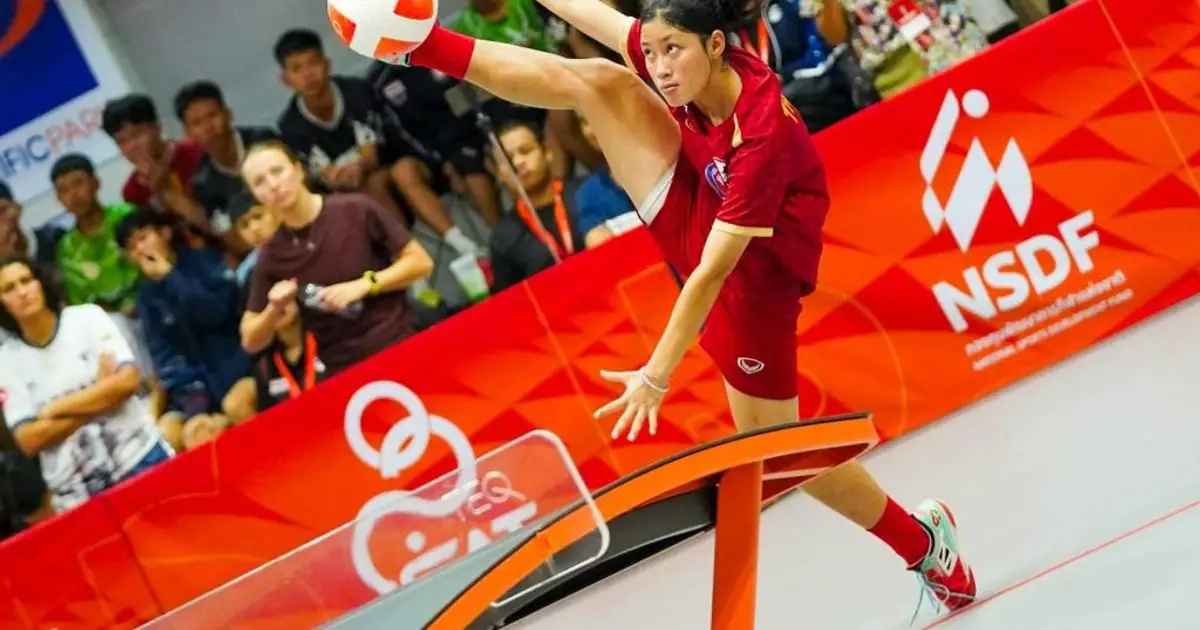 นักกีฬาเทคบอลเยาวชนไทยแข่งขันในรายการ Teqball Tour Si Racha 2026